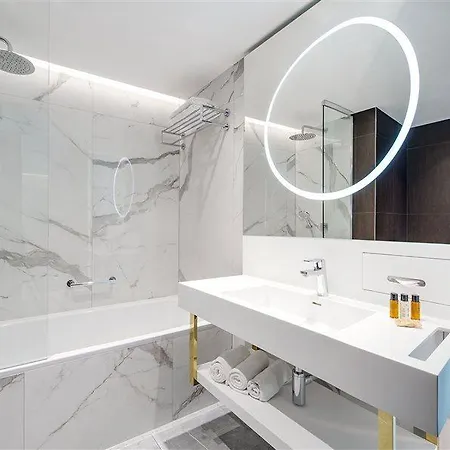 Clarion Congress Hotel 4*