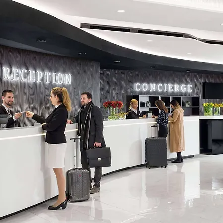 Clarion Congress Hotel