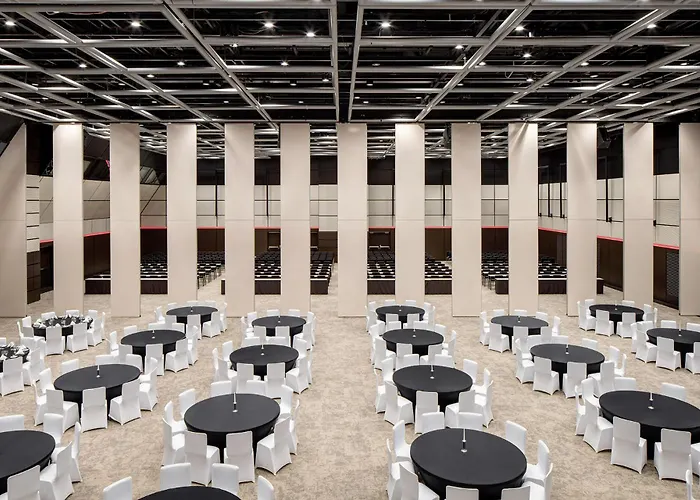 Clarion Congress Hotel