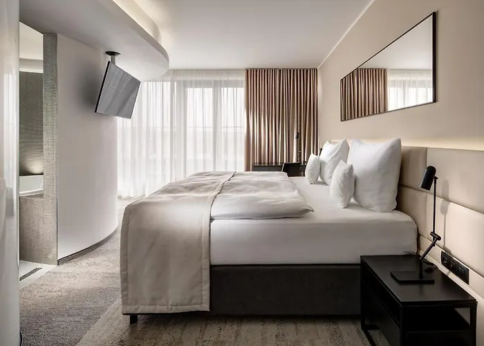 Отель Clarion Congress 4*